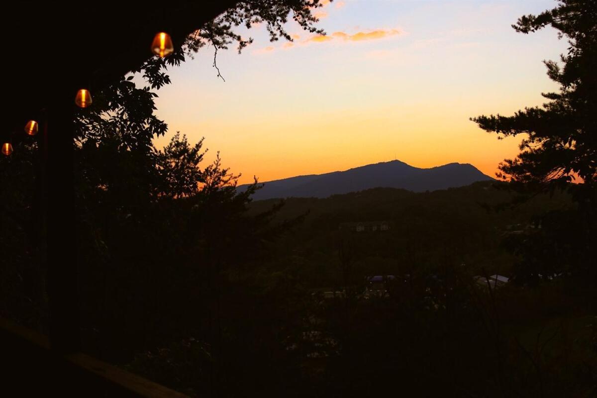 Vila Bluff Mountain View Pigeon Forge Exteriér fotografie